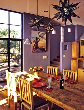 Casa de Buenas Almas tropical dining room Purple Kitchens, Purple Kitchen Walls, Dining Design Ideas, Purple Dining, Tropical Dining Room, Purple Dining Room, Eclectic Dining Room, Boho Dining Room, Purple Kitchen