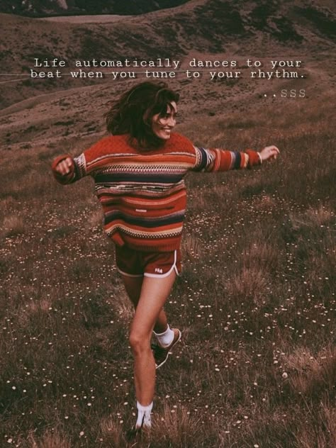 Quote Attitude, Strong Girl Quotes, Quote Anime, Quote Instagram, Selfie Quotes, Happy Girl Quotes, Time Alone, Soothing Quotes, Self Inspirational Quotes