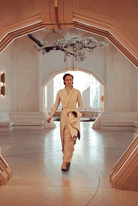 Mon Mothma, Star Wars Fashion, Space Fashion, Star Wars Vehicles, Star Wars Empire, Star Wars Costumes, Star Wars Women, Obi Wan, Beautiful Places To Visit