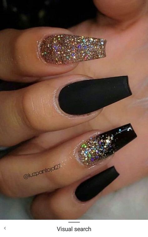 Black Marble Nails, Stars Nails, Black Gold Nails, Black Nails With Glitter, New Years Nail Designs, Silver Glitter Nails, Gold Nail Designs, Gold Glitter Nails, Valentine Nails