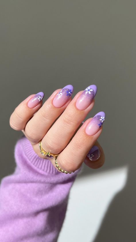 Aistė Haas (@heygreatnails) • Instagram photos and videos Lilac Nails With Glitter, French Ombre Nails, Birthday Nail Ideas, Nail Elegant, Glamorous Birthday, Beige Nails Design, Nail Winter, Purple Gel Nails, Glitter French Nails