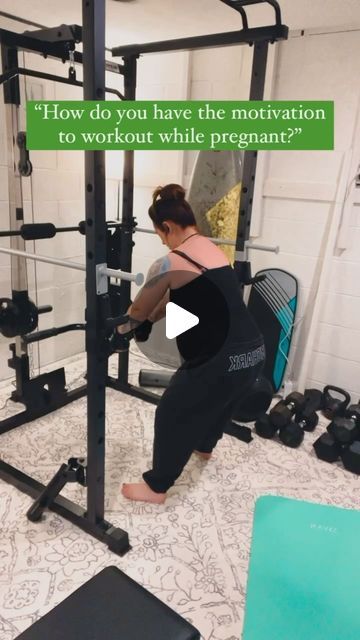 𝘚𝘢𝘳𝘢𝘩 𝘋 || books & barbells on Instagram: "Exercising while pregnant is 100% doing it from habit and forcing myself to show up because there is no motivation most of the time. It’s all about knowing I’ll feel amazing after a good workout, my body will appreciate it, my mind will appreciate it, my unborn child will benefit from it and my postpartum body will benefit greatly from being consistent in the gym. 

There will be times in life when you’re not motivated to be in the gym. Go anyway! That’s discipline. You got this! 💪🏼🤙🏼" Workouts You Can Do While Pregnant, Gym While Pregnant, Pregnancy Weight Lifting Workout, Staying Fit While Pregnant, Working Out While Pregnant, Exercise While Pregnant, Postpartum Body, D Book, Postpartum