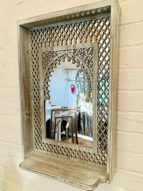 Design Marocain, Moroccan Mirror, Moroccan Bedroom, Moroccan Furniture, Mirror Design Wall, Reclaimed Furniture, Pine Furniture, Moroccan Design, Moroccan Decor