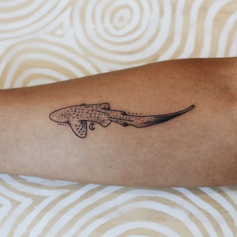 Reef Shark Tattoo Simple, Rib Shark Tattoo, Ocean Rib Tattoo, Shark Lines Tattoo, Fine Like Shark Tattoo, Oceanic White Tip Shark Tattoo, Cute Finger Tattoos, Shark Tattoos, Lily Tattoo