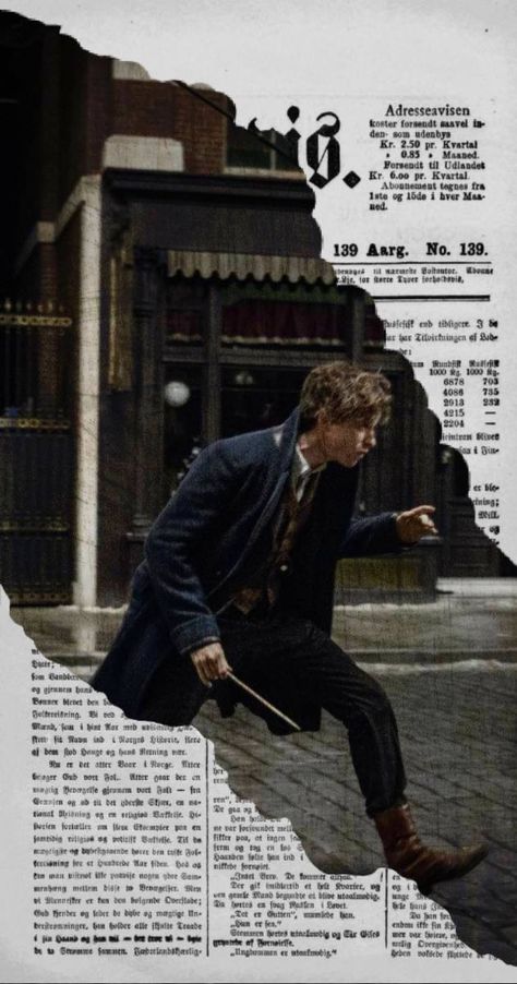 Newt Scamander Wallpaper, Fantastic Beasts Wallpaper, Newt Scamander Aesthetic, Harry Potter Hogwarts Houses, Callum Turner, Beast Wallpaper, Fantastic Beast, Newt Scamander, Eddie Redmayne