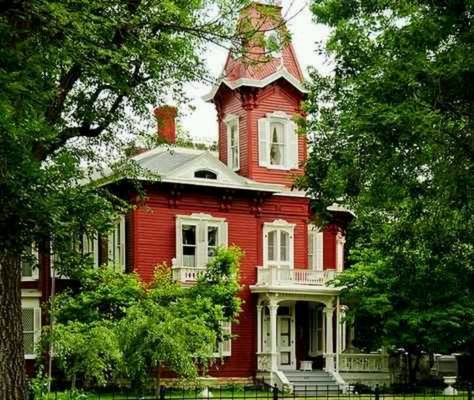 Prescott House Salina Ks Salina Kansas, Salina Ks, Land Of Oz, Fantasy Homes, Victorian Houses, House Hunting, Victorian Homes, Travel Usa, Old Houses