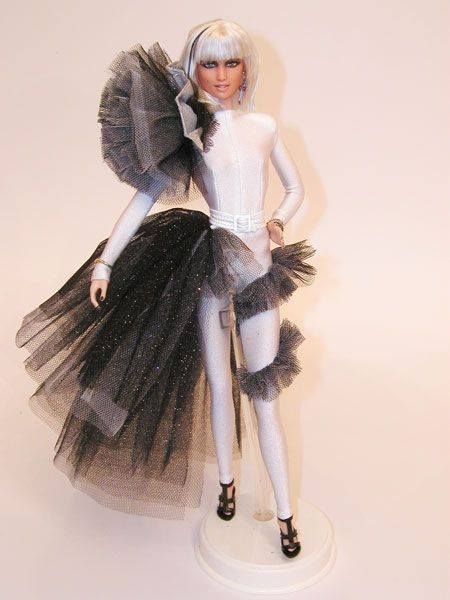 Lady Gaga Lady Gaga Doll, Lady Gaga Paparazzi, Dolly Dress, Barbie Collector Dolls, Im A Barbie Girl, Doll Clothes Barbie, Fantasy Doll, Futuristic Fashion, Popular Outfits