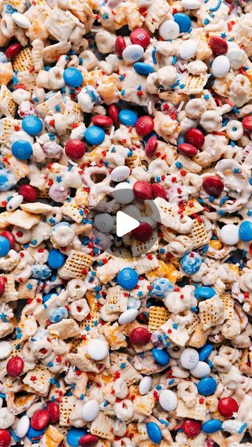 Chelsea Lords on Instagram: "Save this recipe for the 4th of July!   Comment “SNACK” to get this recipe sent straight to your DMs or google “4th of July Snack Mix chelseasmessyapron”  🎆 The 4th of July is coming up, and here’s a simple, no-bake snack mix that’s sure to be the star of your summer parties! 🍿🍫  Loaded with white chocolate-coated cereal, pretzels, and candy, it’s so easy to prepare and disappears quickly! 🌟  👩‍🍳 Tips for the perfect snack mix:  Pan Size: Use an extra-large sheet pan (15x21 inches) or two large sheet pans. Setting Time: Allow about an hour for the mix to harden. Chocolate Quality: Use high-quality white chocolate like Ghirardelli® or Guittard® for the best melt and taste. Melting Chocolate: Microwave the chocolate in 30-second bursts, stirring for 20-25 s 4th Of July Snack Mix Recipes, White Chocolate Chex Mix, Capn Crunch, Rice Chex, Chex Cereal, Cereal Snacks, Sheet Pans, Chocolate Crunch, Snack Mix Recipes