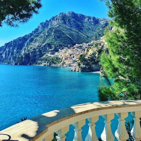 Costa Amalfi, Villa Treville, Positano Italy, Mediterranean Cruise, Luxury Destinations, Romantic Vacations, Beautiful Places On Earth, City Landscape, Alam Yang Indah