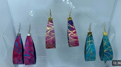 Earrings From Fabric, Fabric Scrap Jewelry, Fabric Earrings Tutorial, Diy Fabric Earrings How To Make, Fabric Accessories Diy, How To Make Fabric Earrings Tutorials, Cloth Earrings How To Make, Diy Cloth Earrings, Diy Earrings Fabric