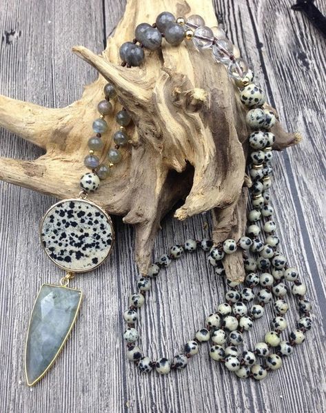 Buddhist Necklace, Dalmatian Jasper, Natural Stones Necklace, Labradorite Beads, Mala Necklace, Jasper Beads, Knot Necklace, Labradorite Pendant, Natural Beads