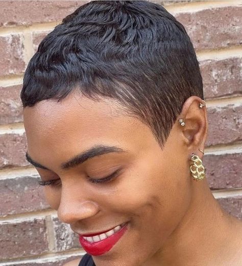 Short Haircuts Pixie, Sleek Short Hair, Natural Hair Haircuts, Short Relaxed Hairstyles, Easy Short Haircuts, Curly Hair Fade, Black Hair Short Cuts, Short Sassy Haircuts, Natural Hair Cuts