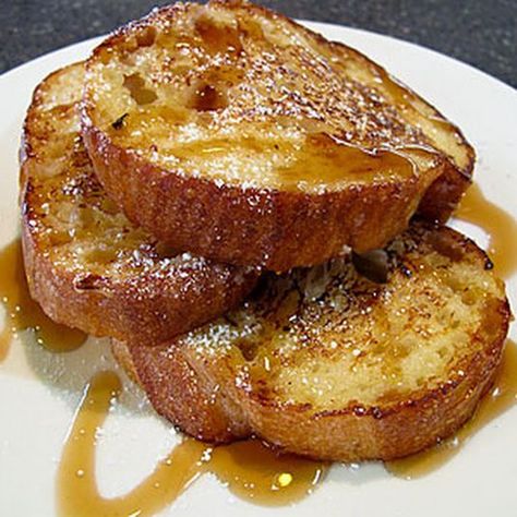 French Toast Without Milk, French Toast Toppings, Oven French Toast, Overnight French Toast Recipe, Crockpot French Toast, Savoury French Toast, Banana French Toast, Best French Toast, Houston Restaurants