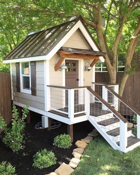 Playhouse Ideas Outdoor, Backyard Clubhouse, Lighting Farmhouse, Backyard Storage Sheds, Playhouse Plans, Tree House Diy, Diy Playhouse, Backyard Playhouse, Backyard Swings