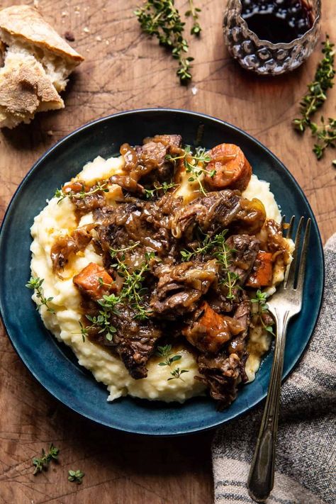 Half Baked Harvest Cider Braised Short Ribs with Caramalized Onions Magical Cupcakes, Braised Short Rib Pasta, Beef Bourguignon Recipe, Short Ribs Slow Cooker, Half Baked Harvest Recipes, Slow Cooker Ribs, Slow Cooker Apples, Slow Cooker Pasta, One Pot Dinners