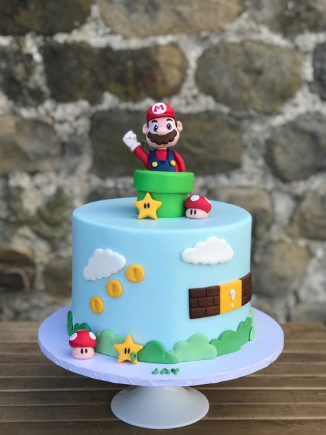 Mario Cake Homemade, Mario Cakes Ideas, Supermario Cakes Simple, Mario Birthday Party Cake Easy, Mario Cake Ideas Easy, Super Mario Birthday Cake Ideas, Super Mario Cake Easy, Super Mario Bros Cake Ideas, Super Mario Cakes