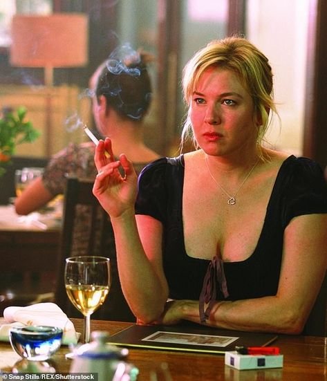 Renée Kathleen Zellweger, Bridget Jones Movies, Frazzled English Woman, Bridget Jones's Diary, Richard Curtis, Bridget Jones Diary, English Girls, Renee Zellweger, British Women