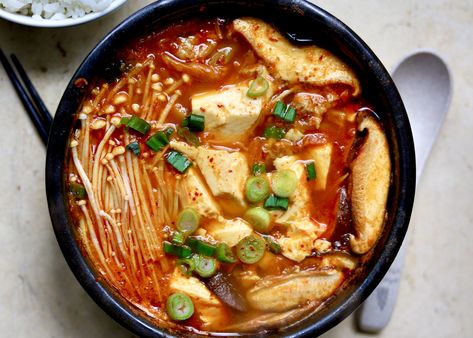 Korean Village, Sundubu Jjigae, Korean Stew, Soft Tofu Stew, Soup And Stew Recipes, Tofu Stew, Soft Tofu, Bean Stew, Soup And Stew