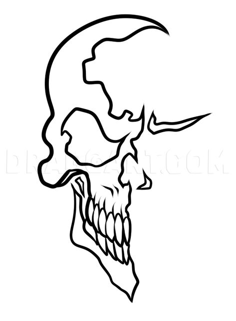 How To Draw A Comic Book Skull, Step by Step, Drawing Guide, by Dawn | dragoart.com Skull Drawing Easy, Simple Skull Drawing, Easy Skull Drawings, Blitz Tattoo, Traditional Tattoo Outline, Cool Skull Drawings, Skull With Horns, Simple Skull, Skull Stencil