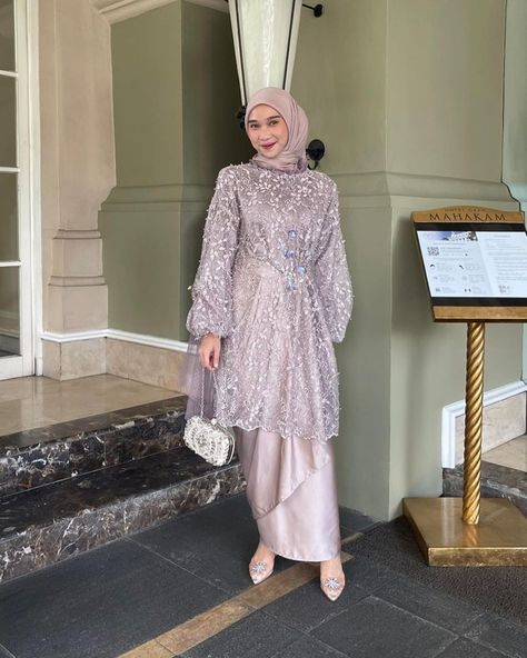 Bridesmade Hijab, Bridesmaid Dresses Hijab Brokat, Kebaya Modern Hijab Bridesmaid, Kebaya Bridesmaid, Brukat Dress, Dress Brokat Modern, Model Dress Kebaya, Kondangan Outfit, Braidsmaid Dresses