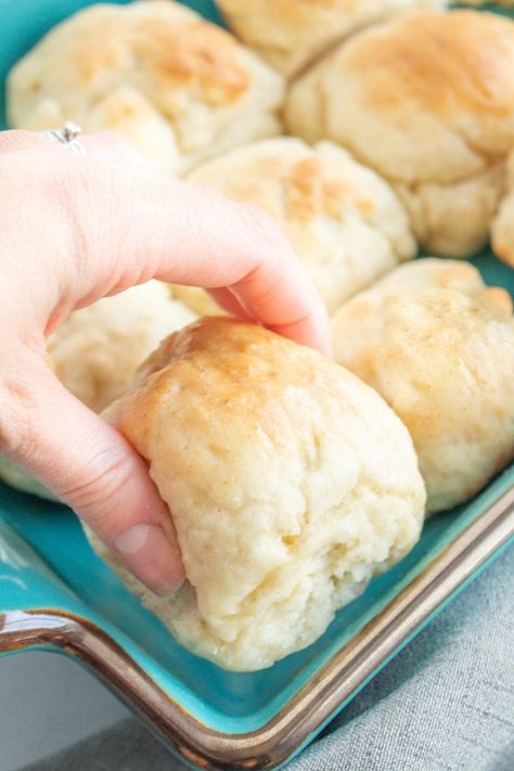 Easy Gluten Free Rolls, Gluten Free Rolls, Gluten Free Yeast Free, Gluten Free Biscuits, Gluten Free Eating, Dairy Free Options, Gluten Free Recipes Easy, Gluten Free Dinner, Foods With Gluten