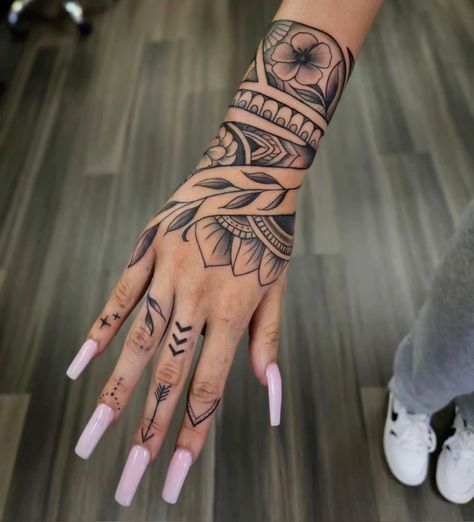 Female Hand Tattoos Ideas, Hawaiian Hand Tattoo, Arm And Hand Tattoos For Women, Hand Tats For Women Aesthetic, Unique Hand Tattoos Women, Womens Hand Tattoos Ideas, Girl Hand Tattoos Ideas, Hand And Arm Tattoos, Hand Tats For Women