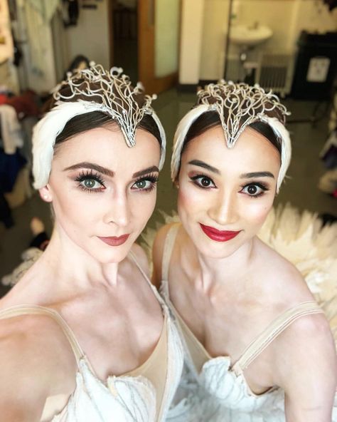 Loved dancing with you again @claire123 ❤️ #aboutlastnight #thankyou @royaloperahouse #swanlake #rohswanlake #royalballet #coventgarden Stage Makeup Dancer, Fumi Kaneko, Recital Makeup, Ballet Makeup, Ballerina Makeup, You Again, Ballet Tiaras, Neural Pathways, Ballet Recital