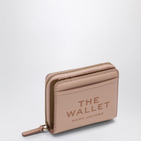 Small Compact Wallet By Marc Jacobs In Light Pink-Coloured Leather Featuring A Snap Button Closure, Four Credit Card Slots, A Banknote Compartment, A Zipped Coin Pocket And Gold-Finished Metal Hardware. Width 11 Cm X Height 9 Cm X Depth 3 Cm Size Type: Int Material: Leather Sku: 2f-2r3smp044s10le/O_marc-624_100 Welcome To The Official Luosophy Poshmark Closet! Luosophy Is A Luxury Brand Reselling Company Founded In San Diego, Ca From 2016. All Our Products Are Imported From Italy And Sold In The Marc Jacobs Wallet, Brown Leather Watch, Woven Handbags, Compact Wallet, Leather Moccasins, Marc Jacobs Bag, Light Pink Color, Boot Pumps, Colored Leather