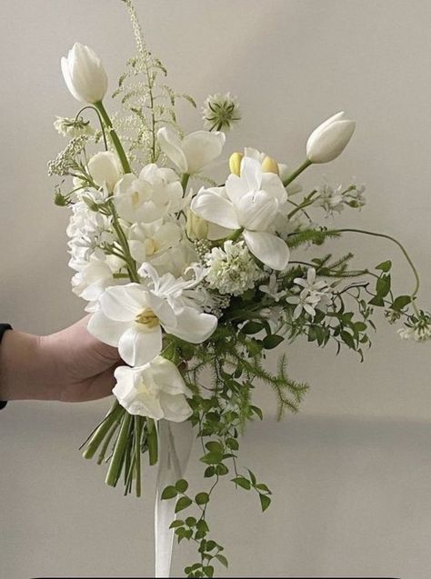 Snowdrop Bouquet, Flower Aesthetics, Castle Wedding, Spring Flower, Spring Flowers, A World, Flowers, Beauty