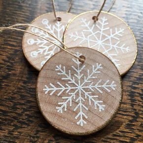 Project: Stamped Wood Ornaments Diy Christmas Snowflakes, Christmas Snowflakes Decorations, Rustic Christmas Ornaments, Navidad Diy, Wood Slice Ornament, Wood Christmas Ornaments, Noel Christmas, Christmas Wood, Christmas Snowflakes