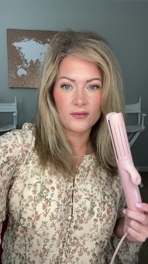 Taming this mane really quick using the 2 in 1 tool ⭐️ Le Duo ⭐️ http://t.langehair.com/SHDVr curls & straightens in no time! | By Liz Doyle Beauty Le Duo Lange Tutorial, Lange Hair Tools Tutorial, Lange Le Duo How To Use, L'ange Hair, Le Duo, Hair Stuff, No Time, Hair Tools, New Hair