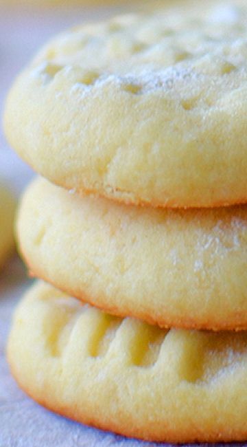 Lemon Butter Cookies Recipe, Lemon Butter Cookies, بيتي فور, Butter Cookies Recipe, God Mat, Think Food, Lemon Cookies, Lemon Butter, Lemon Desserts