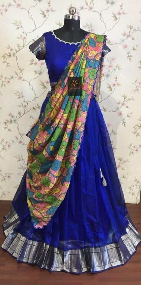 Blue Pattu Lehanga, Mangalagiri Long Frocks, Pen Kalamkari Half Saree Designs, Mangalagiri Pattu Half Sarees, Mangalagiri Half Saree Designs, Lehanga Models For Stitching, Blue Pattu Lehenga, Kalamkari Lehenga Indian Weddings, Blue Dupatta Combination