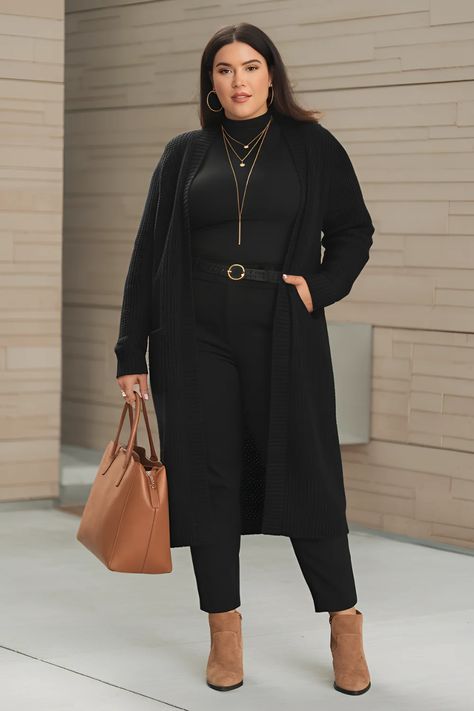 24 Plus Size Winter Business Casual Outfits: Work & Office Business Woman Outfits Plus Size, Plus Size Monochrome Outfits, Networking Outfit Women Winter, Cold Work Outfit Business Casual, Cozy Corporate Outfits, Tech Conference Outfit, 2025 Work Outfits, Business Casual Outfits For Work Plus Size, Power Outfits For Women