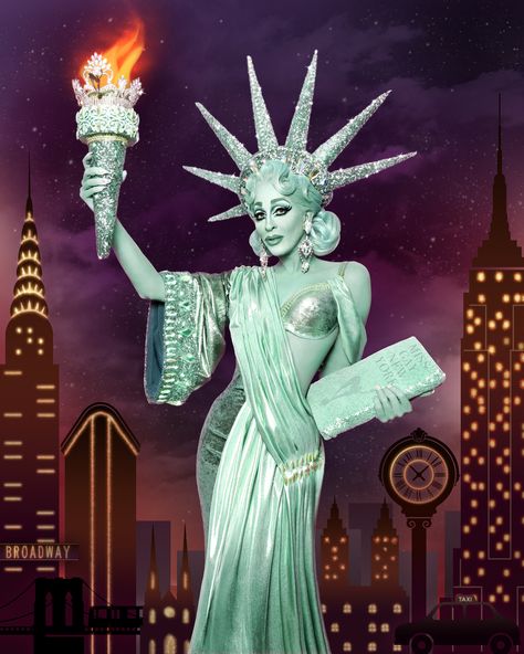 Andora Tetee, Staue of Liberty, Miss Gay America 2019, Cosplay, Makeup, Costumes, Drag Queen, Statue If Liberty Costume, Drag Queen Outfits Ideas, Lady Liberty Costume, Outfit Carnaval, Drag Queen Fashion, Drag Looks, Statue Of Liberty Costume, Reveal Dress Drag, Drag Costume