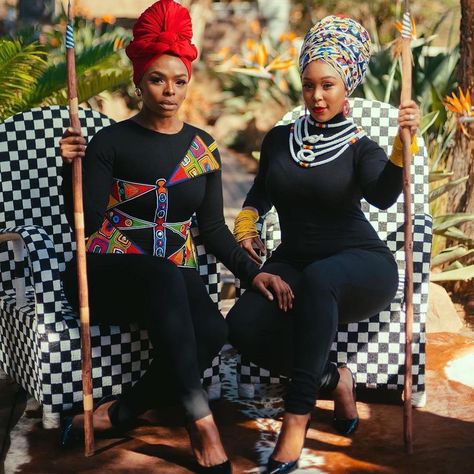 Africa | Lifestyle | People on Instagram: “Happy Heritage Day South Africa! 🇿🇦” Happy Heritage Day South Africa, Happy Heritage Day, Heritage Day South Africa, Seshweshwe Dresses, Occasional Outfits, Africa Chic, South African Celebrities, Native Outfits, African Head Dress