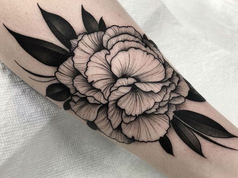 27 Beautiful Carnation Tattoo Ideas and Their Symbolism Carnation Flower Tattoo, Carnation Tattoo, V Tattoo, Backpiece Tattoo, Petit Tattoo, Fox Tattoo, New School Tattoo, Carnation Flower, Flower Tattoo Designs