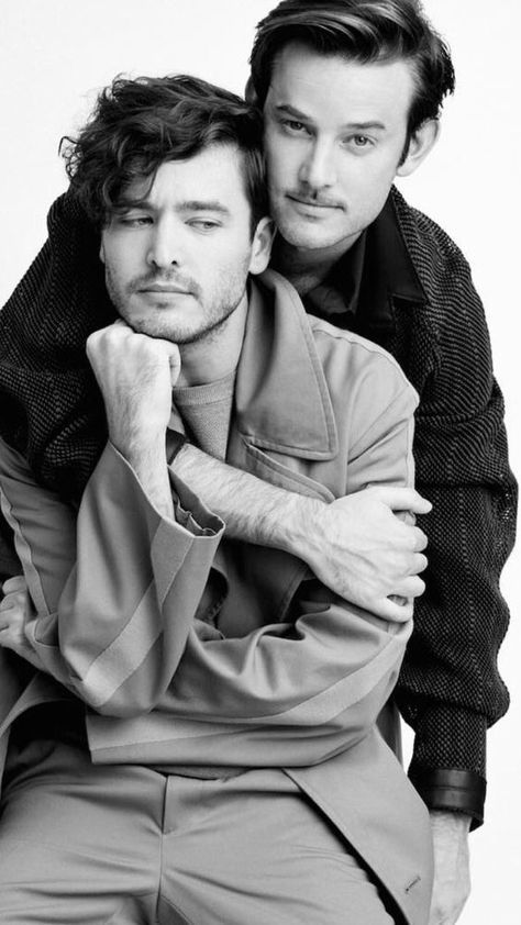 Evan Williams (@evanmwilliams) and Alexander Vlahos (@alexvlahosofficial) Anna Brewster, Alex Vlahos, Alexander Vlahos, Versailles Tv Series, Evan Williams, 17th Century Fashion, Isak & Even, Actors Male, Royal Life