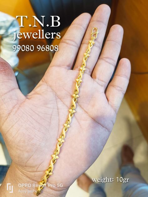 Chain Bracelet Gold For Women, Bracelet Patterns Gold For Women, Ladies Bracelets Gold Design, Latest Gold Bracelet For Women, Gold Breslet, Tiffany Bracelet Gold, Navratri Puja, Bangle Design, Gold Bracelet Simple