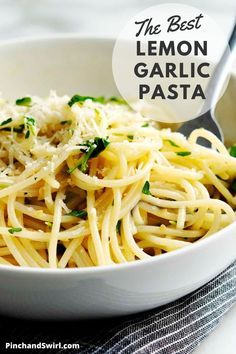 White Pasta Sauce Recipe Healthy, Pasta Recipes With Lemon, Healthy Lemon Pasta Sauce, Easy Lemon Garlic Pasta, Healthy Pasta Sauce Clean Eating, Spaghetti Olive Oil Garlic, Lemon Garlic Sauce For Pasta, Olive Oil Garlic Pasta Sauce, Lemon Noodle Pasta