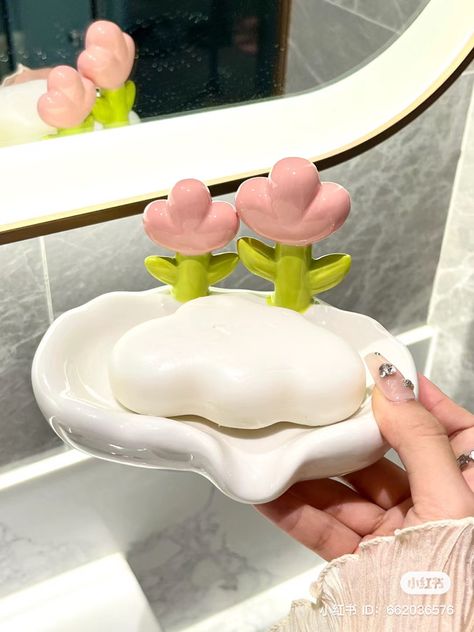 Cute Bathroom Products, Kawaii Bathroom Accessories, Cute Bathroom Items, Cute Objects To Buy, Cute House Decor Items, Cute Home Items, Cute House Items, Clay Soap Holder, Cute Room Accessories