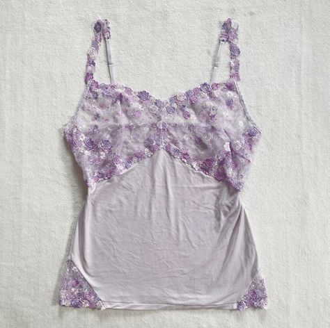 Purple Outfit Aesthetic, Lavender Clothes, Thrifting Manifestation, Purple Top Outfit, Coquette Fits, Purple Coquette, Rapunzel Outfit, Babydoll Tops, Dark Purple Flowers