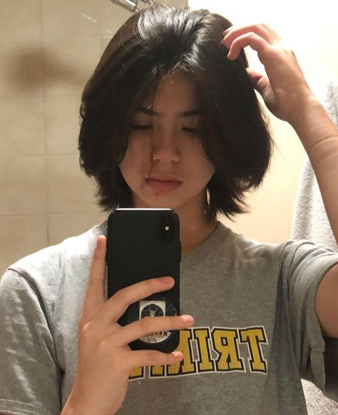 Tomboys With Short Hair, Boy Cut Haircuts For Women, Haircut For Tomboy, Tom Boy Hairstyles Short, Boy Haircuts For Women, Boy Cute Haircuts For Women, Boy Haircut For Women, Masculine Women Haircut, Tom Boy Hair