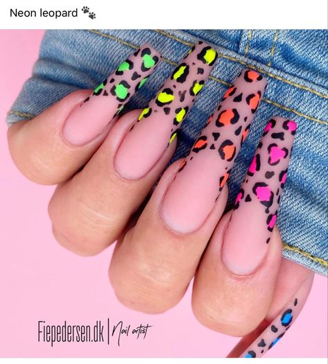 Kylie Nails, Art Designs Ideas, Cheetah Nails, Leopard Print Nails, Leopard Nails, Animal Print Nails, Bling Acrylic Nails, Summer Acrylic Nails, Gradient Nails