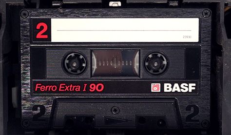 tumblr_nv7x4n1gwU1r9g4mlo1_500.gif (500×293) Record Gif, Music Gif, Radio Gif Aesthetic, Music Cassette Aesthetic, Cassette Recorder Aesthetic, Small Radio, Mixtape Cassette, Andrew Bird, 80s Pop