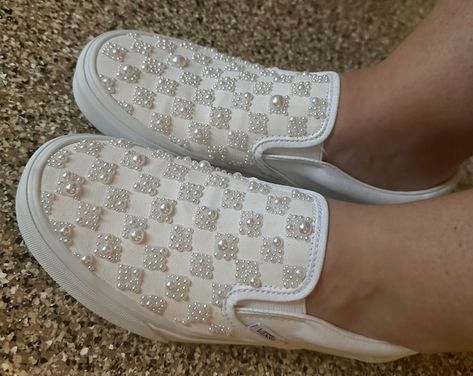 Wedding Shoes for Bride White Color Diamond and Pearl Plated Original Stilo Bridal Shoes Special Design - Etsy South Africa Bridal Comfy Shoes, Bridal Sneakers Brides, Bride Vans, Vans Wedding, Shoes With Pearls, Wedding Sneakers For Bride, Bride Sneakers, Wedding Vans, Wedding Shoes Sneakers