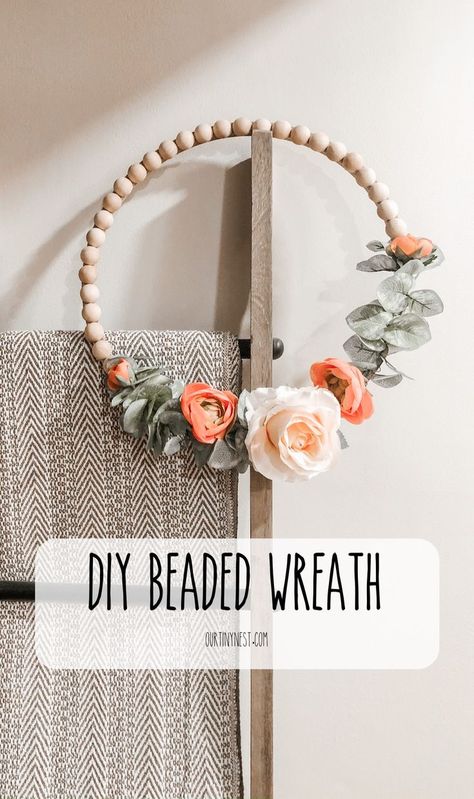 With spring drawing near, this DIY beaded wreath is the perfect addition to your front door. Head to my blog post to see how to make it yourself! Beaded Wreath, Atrapasueños Diy, Diy Frühling, Wood Beads Diy, Easy Diy Wreaths, Fleurs Diy, Thanksgiving Decorations Diy, Door Wreaths Diy, Spring Decor Diy