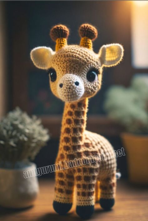 Giraffe Crochet Pattern Free, Crochet Giraffe Free Pattern, Crochet Stuffy, Knit Beach Dress, Crochet Creatures, Amigurumi Giraffe, Crochet Giraffe, Crop Top Short Sleeve, Giraffe Crochet