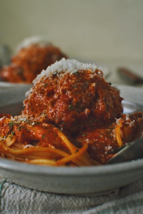 Giant Meatball Recipe - KendellKreations Giant Italian Meatballs, Belgium Meatballs, Big Meatball Recipes, Large Meatball Recipes, Giant Meatball Recipe, Cheesy Meatball Recipes, Italian Meatball Recipes, Large Meatballs, Giant Meatballs