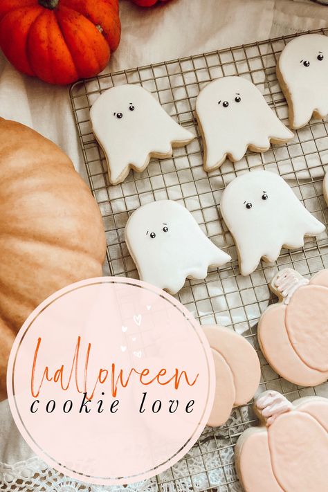 Halloween Ghost Pumpkin Cookie Love - Casey Wiegand of The Wiegands | Fall is the perfect season for all the treats, and these cookies bring so much cuteness to our every day. Little ghosts and sweet pumpkins make little moments feel like a happy celebration! Ghost Dessert Ideas, Baking Halloween Cookies, Ghost Desserts, Halloween Cookie Ideas, Halloween Cookie Designs, Ghost Sugar Cookies, Baking Halloween, Halloween Cookies Decorated, Basic Cookies